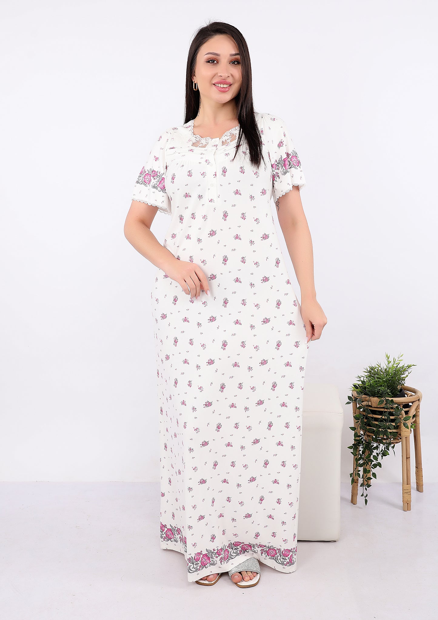 Half-Sleeve Floral Nightgown