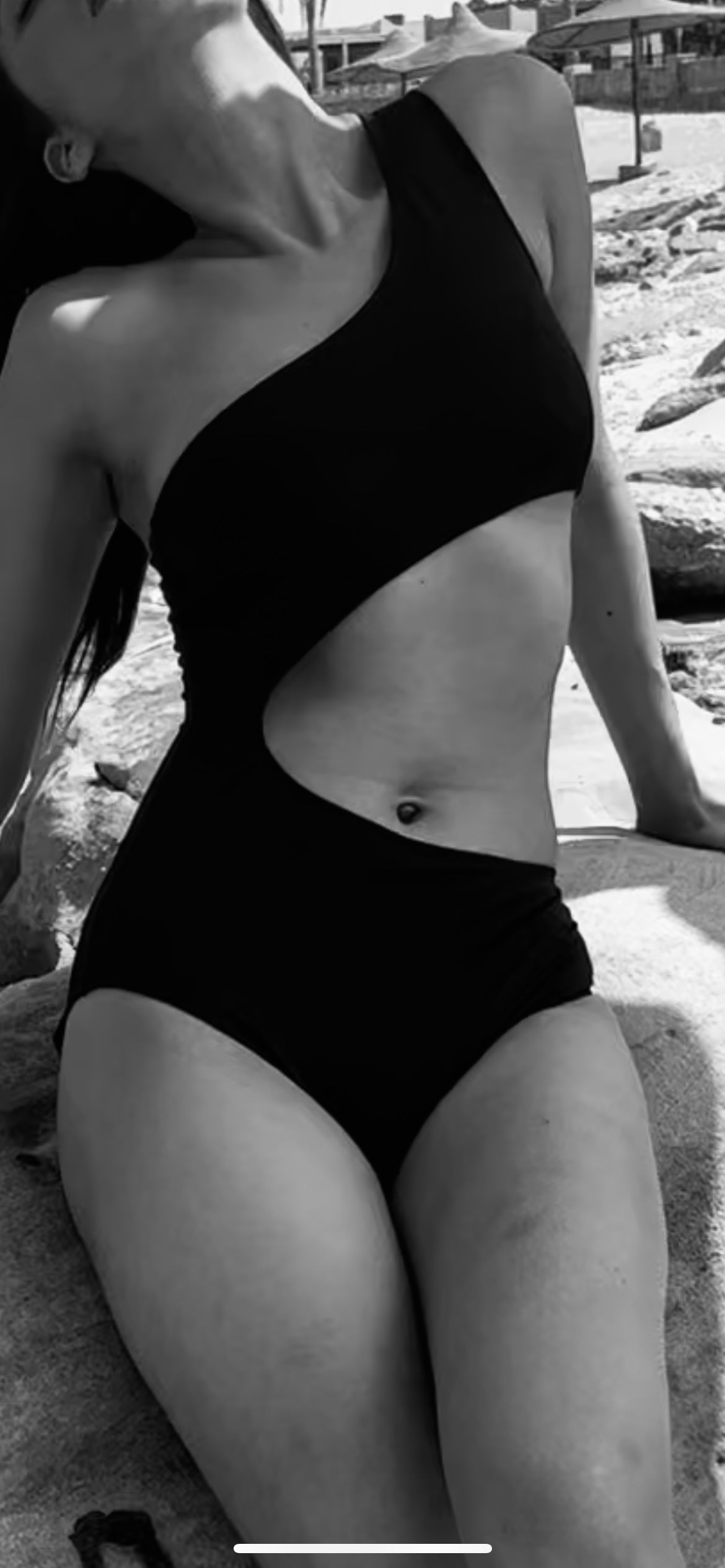 One-piece swimsuit with sidecut