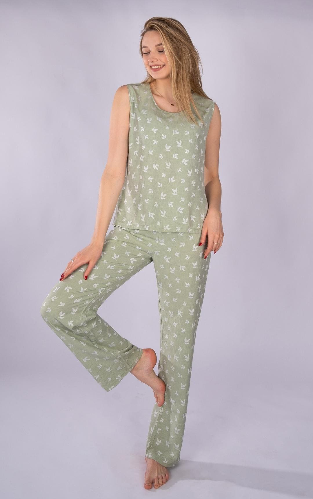 Green floral pajama set