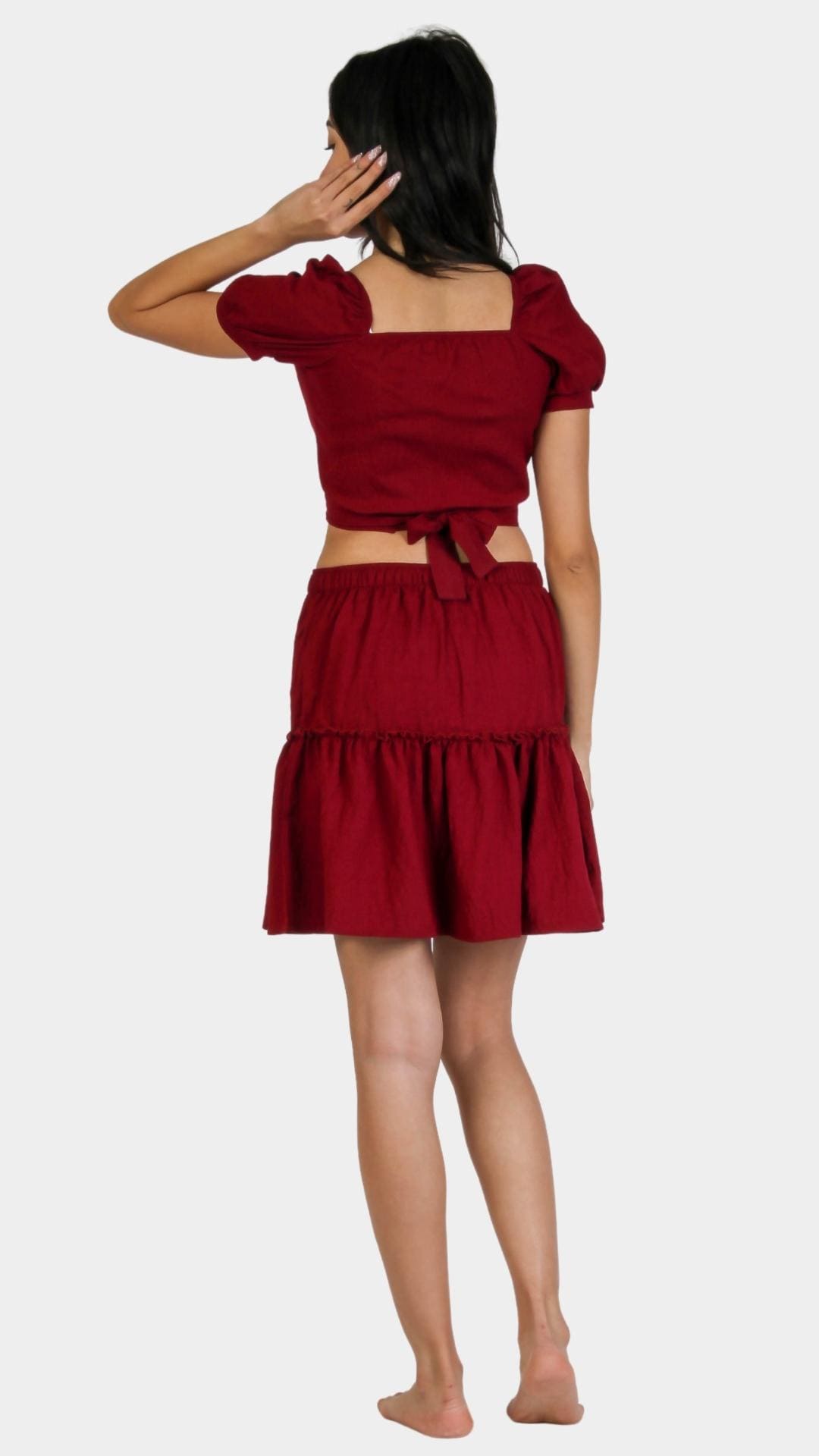 Short-Sleeve Crop Top With High Waist Skirt