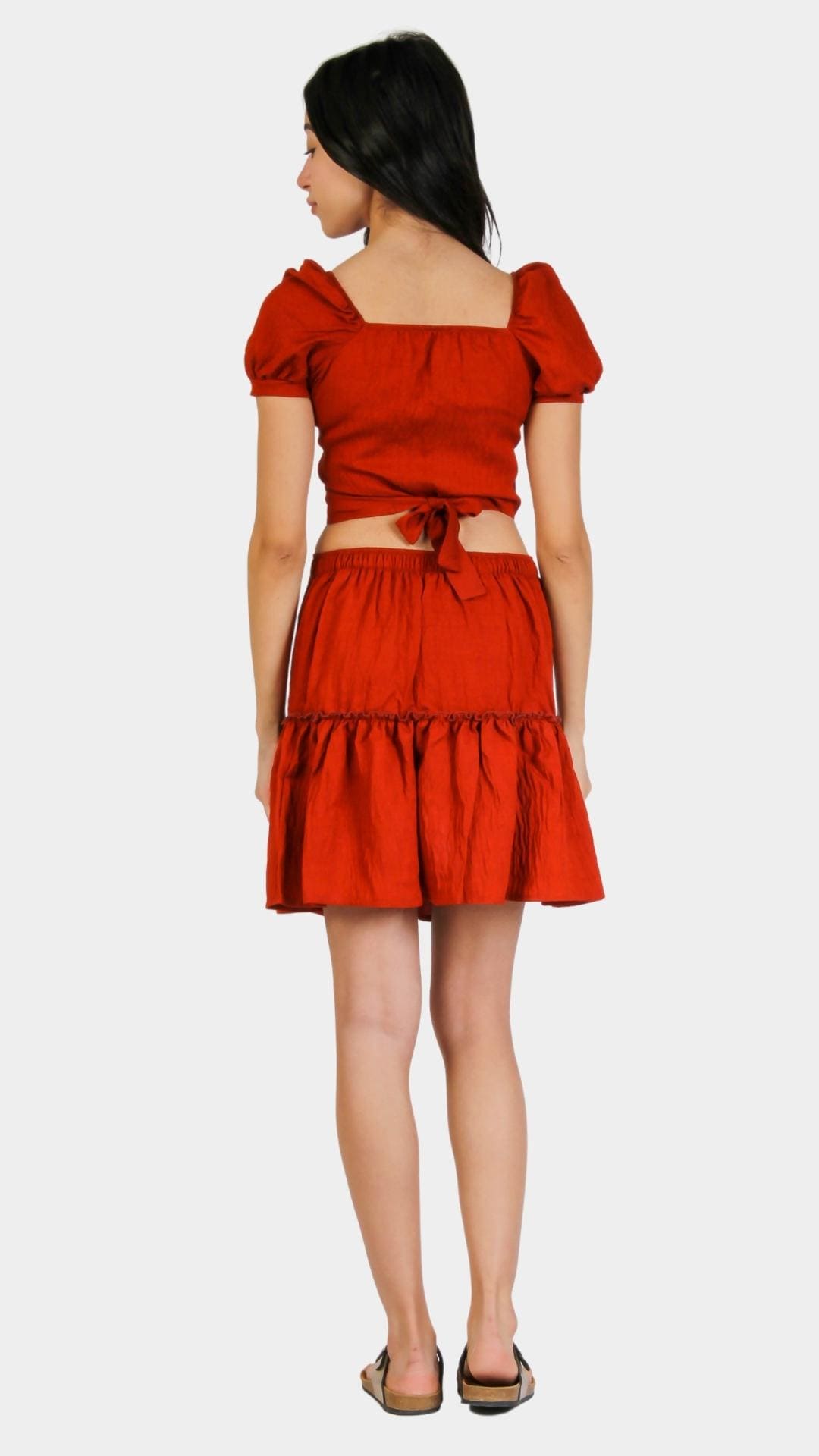 Short-Sleeve Crop Top With High Waist Skirt